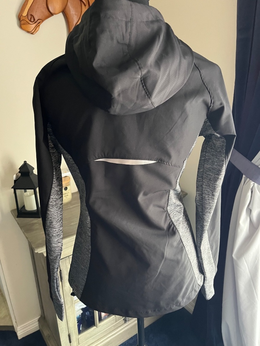 Avalanche Jacket - Picture 3 of 3